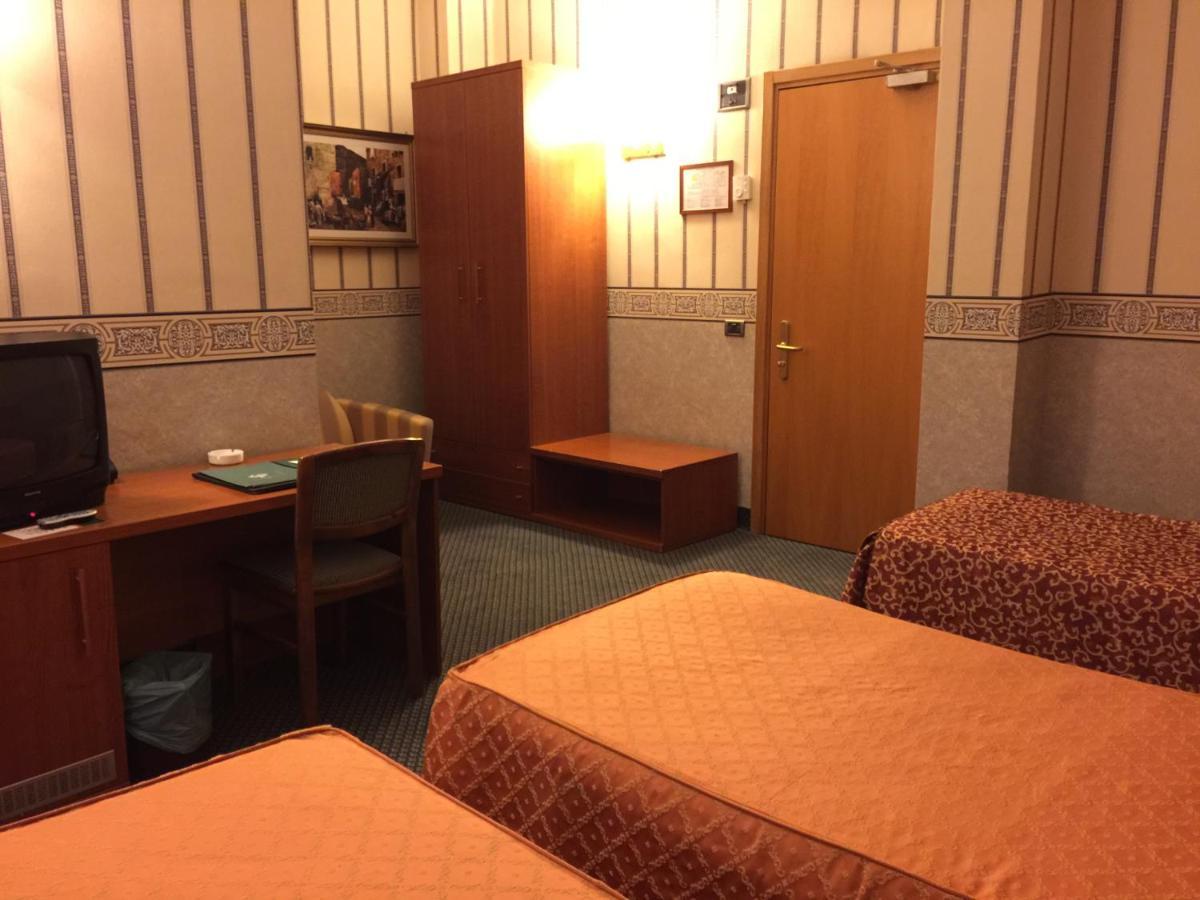 Ele Green Park Hotel Pamphili Roma Ngoại thất bức ảnh